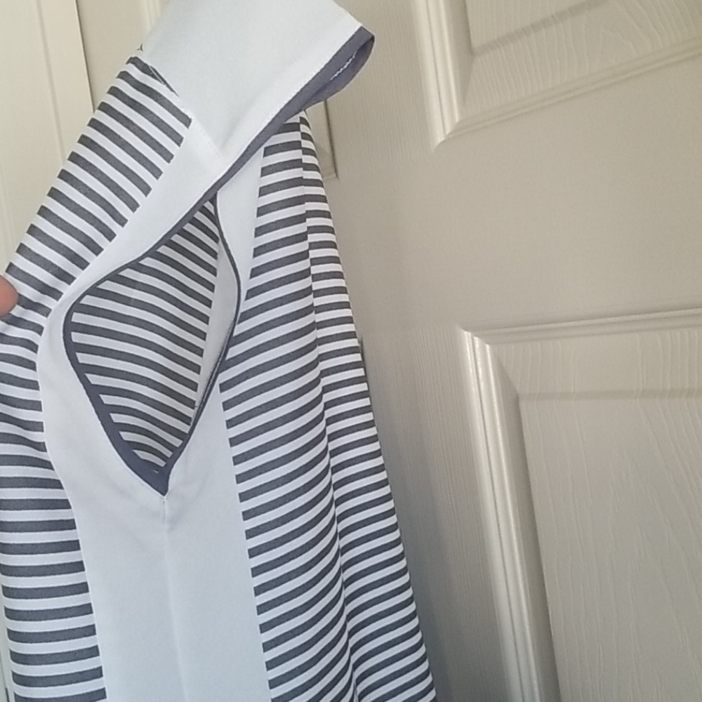 Striped button down blouse - Picture 4 of 5